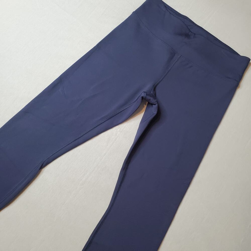 Nobull Women's Size L 7/8 Cropped Activewear Tight Navy Blue